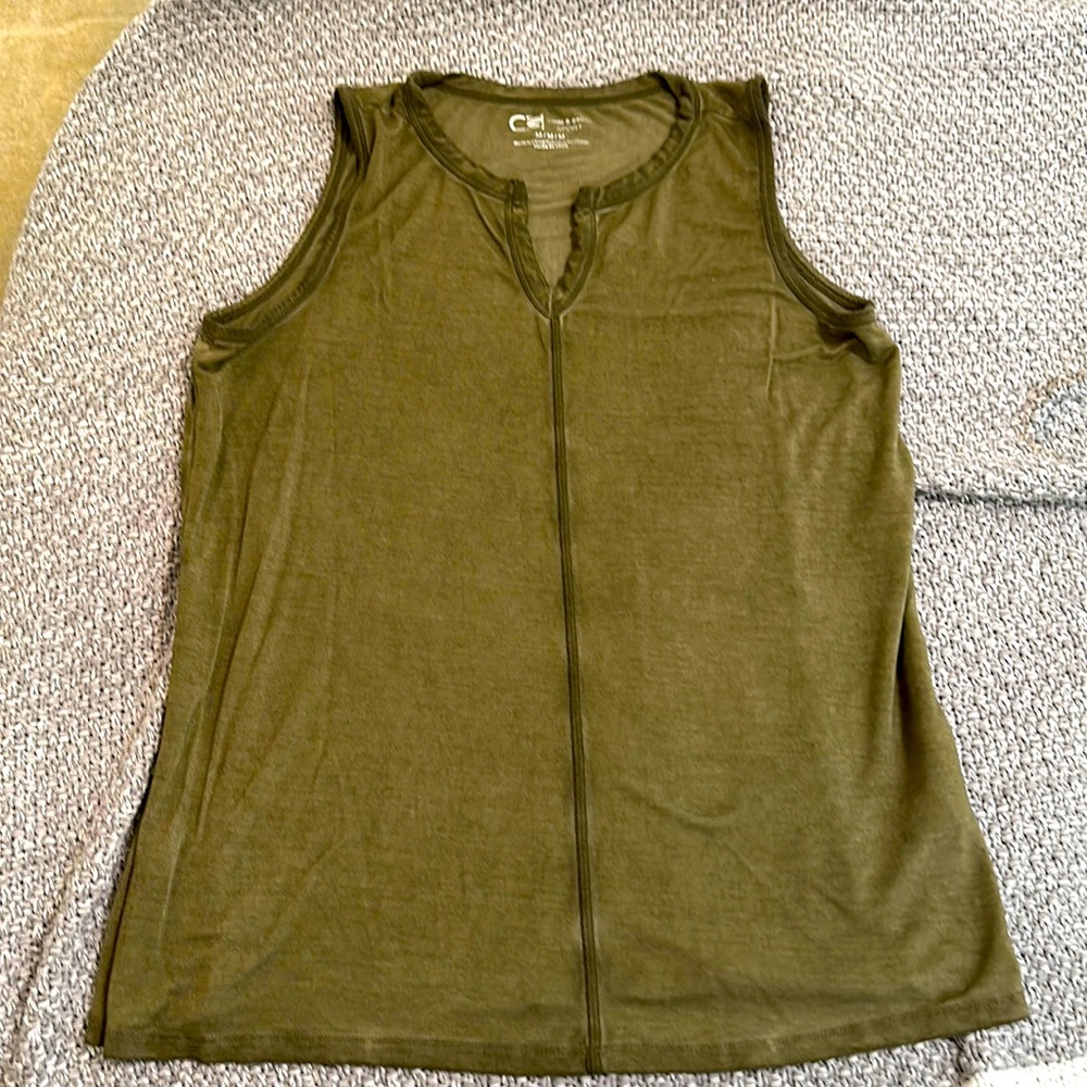 Women’s tank top